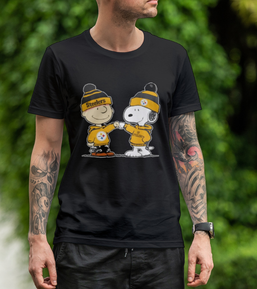 Charlie Brown Snoopy Steelers Best Friends Team Spirit T-Shirt