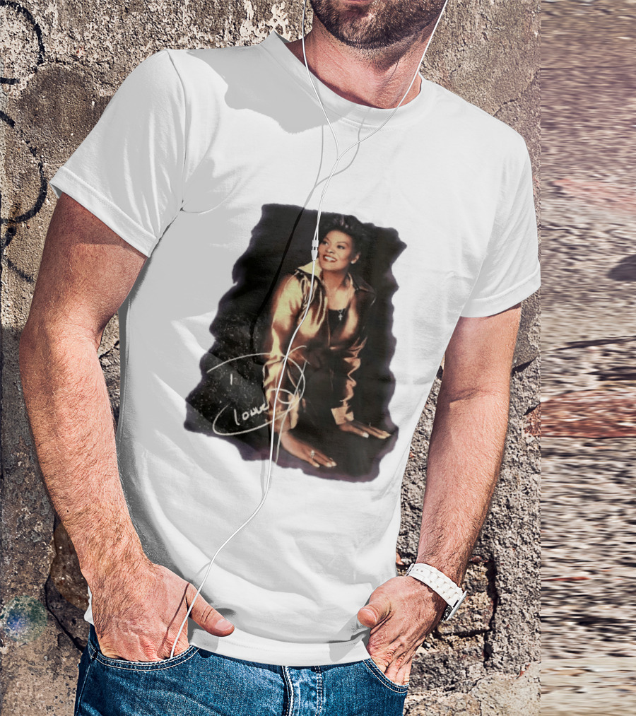 Dionne Warwick Iconic Soul Singer Legend Autographed Image T-Shirt