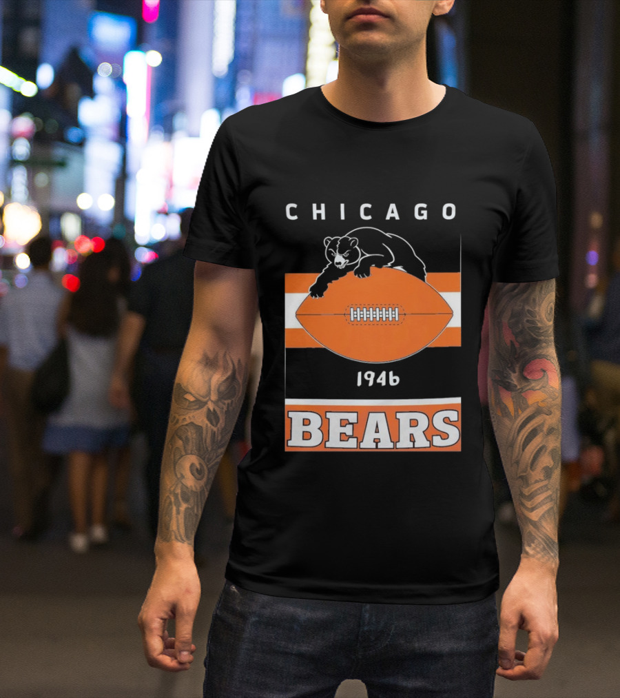 Chicago Bears 1946 Football Vintage Team History T-Shirt