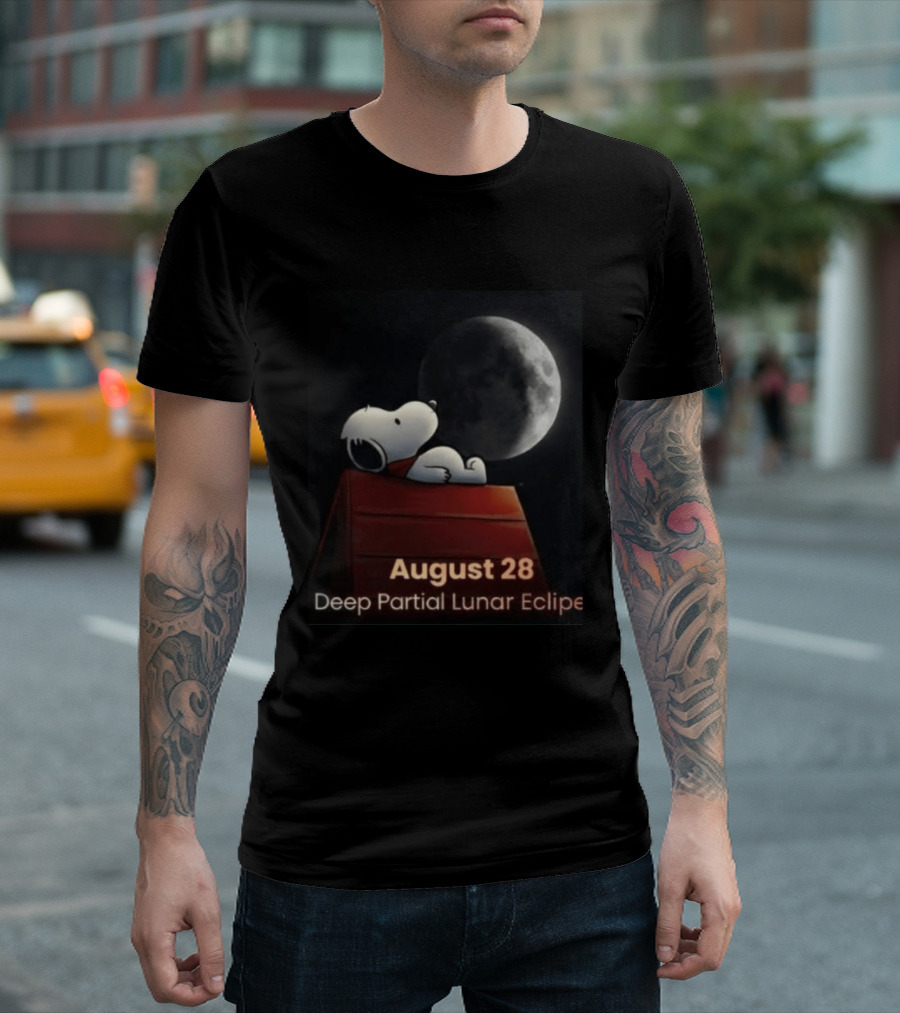 Snoopy August 28 Deep Partial Lunar Eclipse 2026 T-Shirt