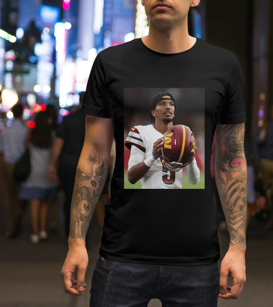 Washington Commanders Quarterback Jayden Daniels Football Player Sports T-Shirt