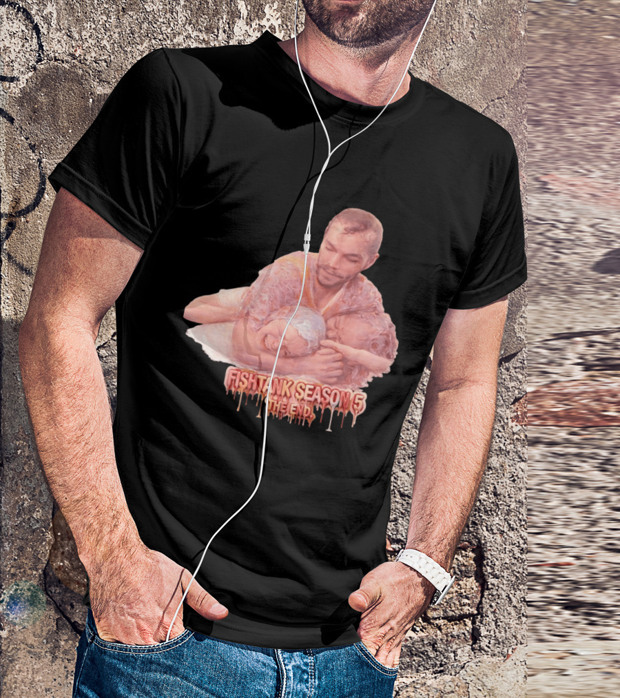Fishtank Season 5 The End Dramatic Embrace Scene T-Shirt