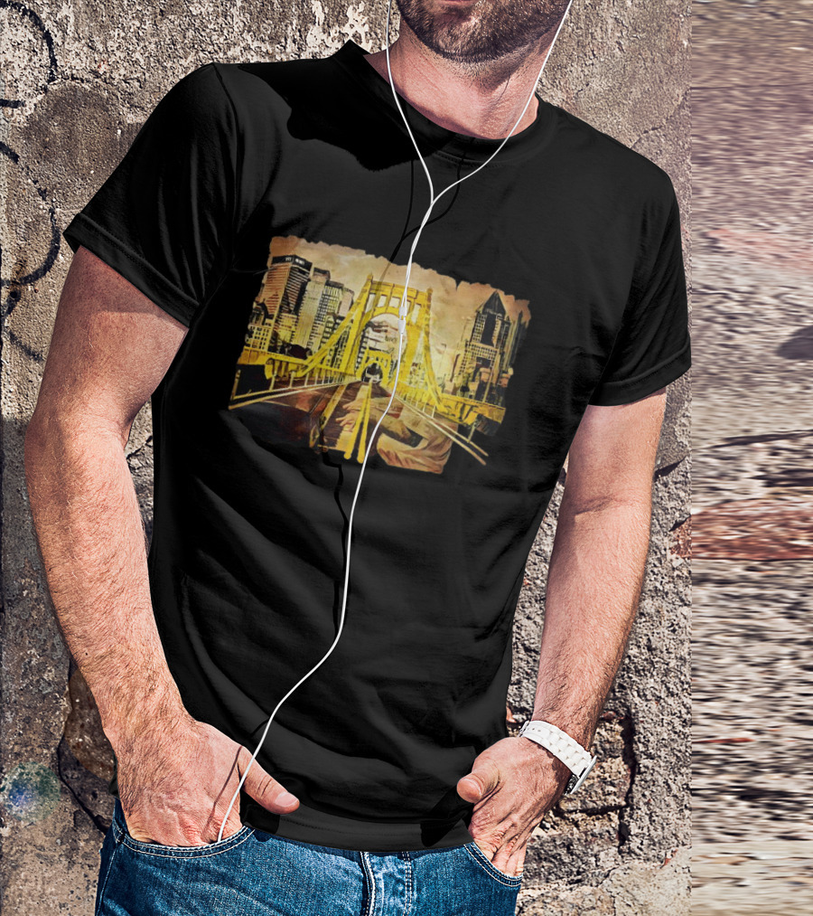 Pittsburgh Skyline 1992 Roberto Clemente Bridge Piano Player T-Shirt