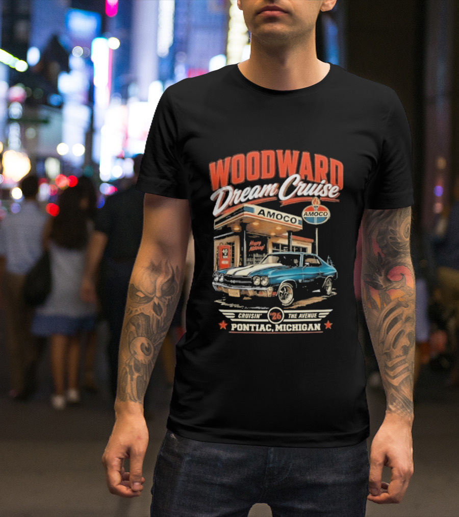 Woodward Dream Cruise Pontiac Michigan Amoco Service Station Classic Car T-Shirt