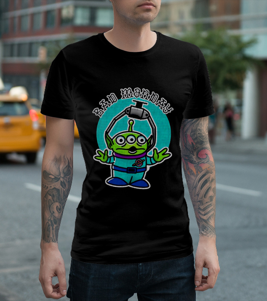 Bad Monday Toy Story Alien With Claw Gothic T-Shirt