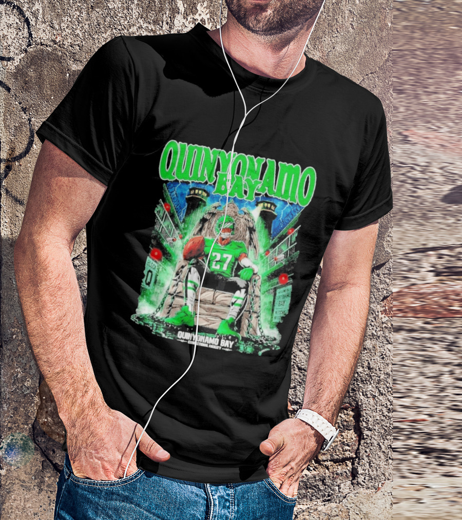 Quinyonamo Bay 27 Throne Football Block Q T-Shirt