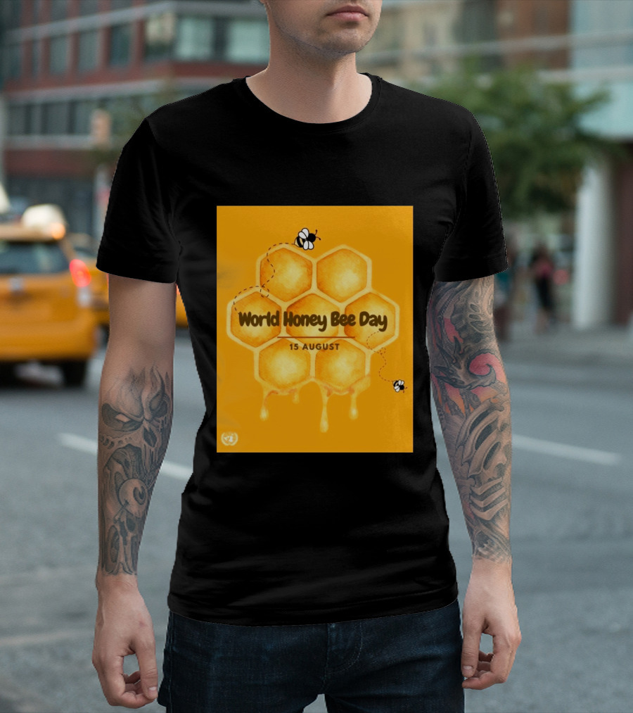 World Honey Bee Day 15 August Honeycomb T-Shirt