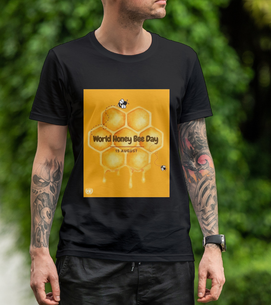 World Honey Bee Day 15 August Honeycomb T-Shirt