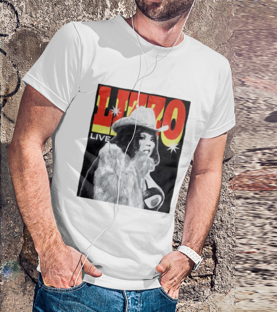Lizzo Live Houston Mar 06 Texan Style Fur Coat Hat T-Shirt