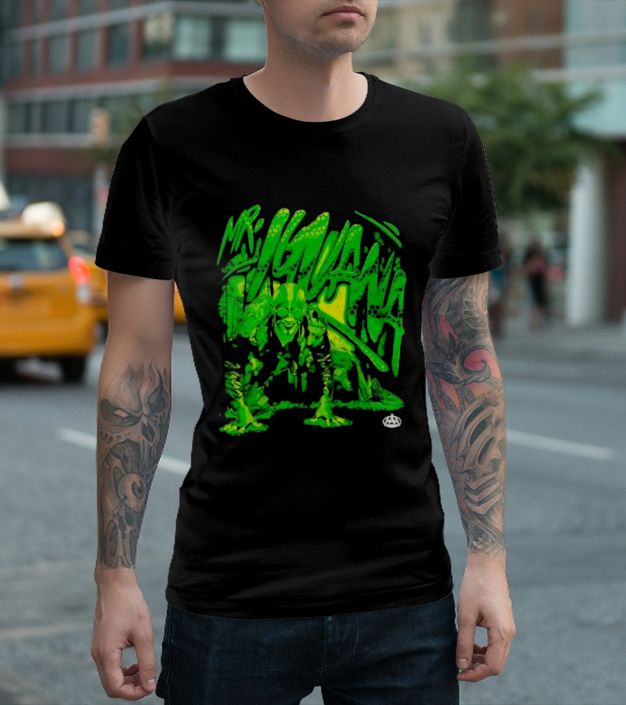 Mr Iguana AAA Lucha Libre Wrestler Crouching Masked Green Creature T-Shirt