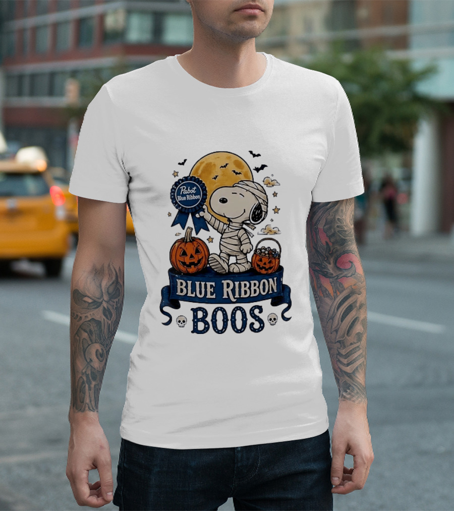 Pabst Blue Ribbon Snoopy Mummy Halloween Blue Ribbon Boos Pumpkin Moon Bats T-Shirt