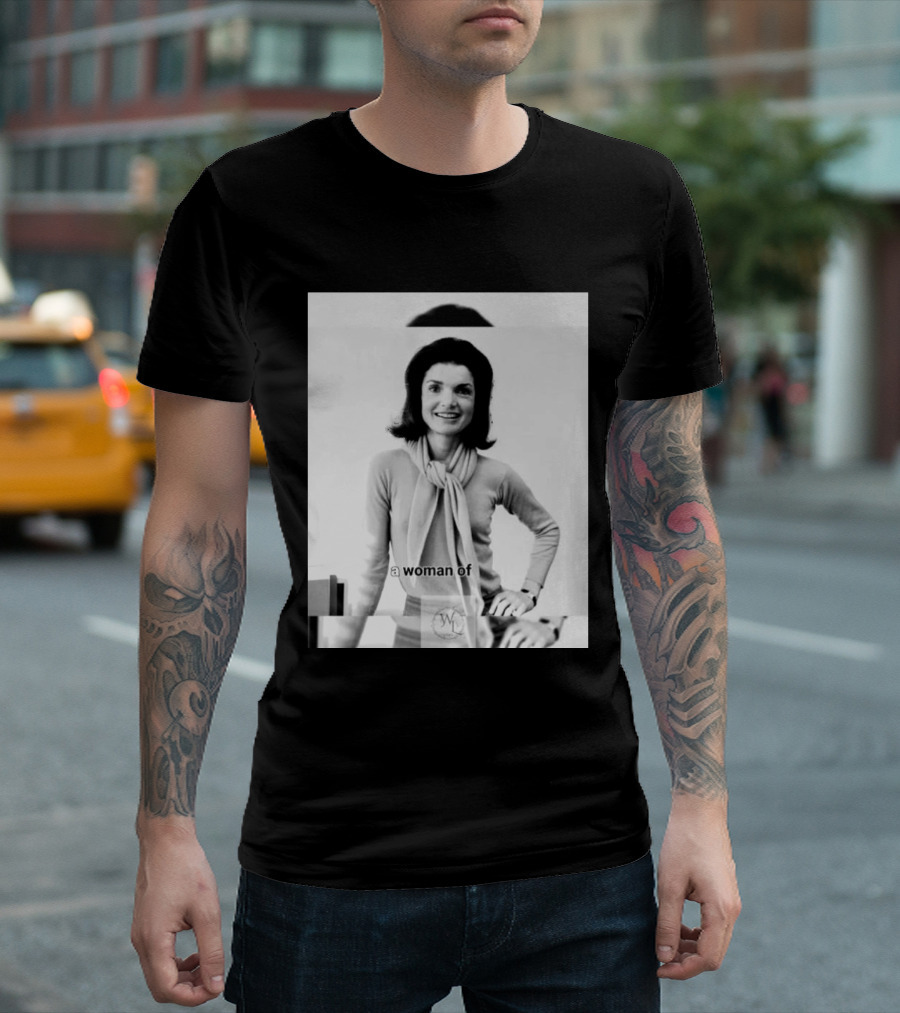 Rip Nancy Kissinger 1934 2026 A Woman Of Elegance T-Shirt