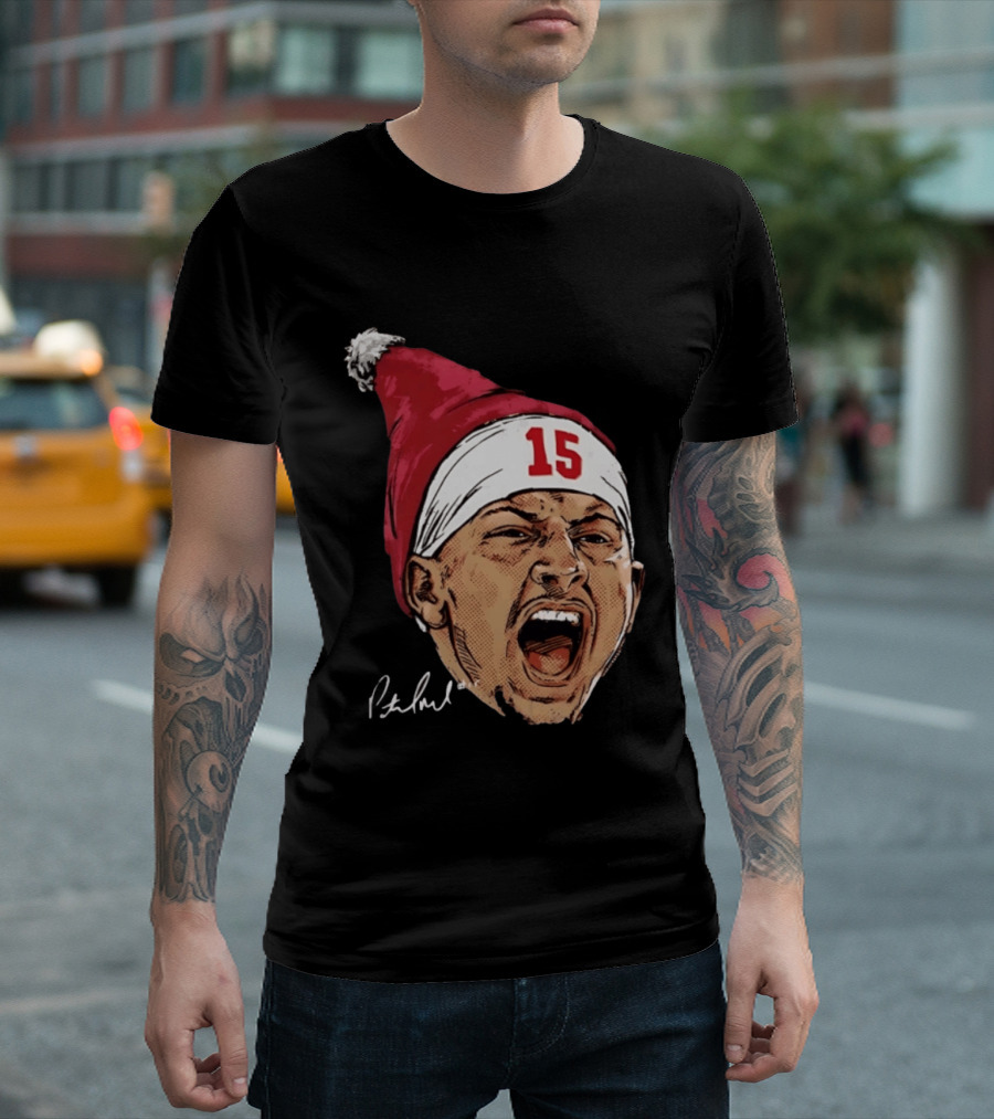 Pat Mahomes Screaming Face Red Santa Hat Number 15 Halftone Caricature T-Shirt