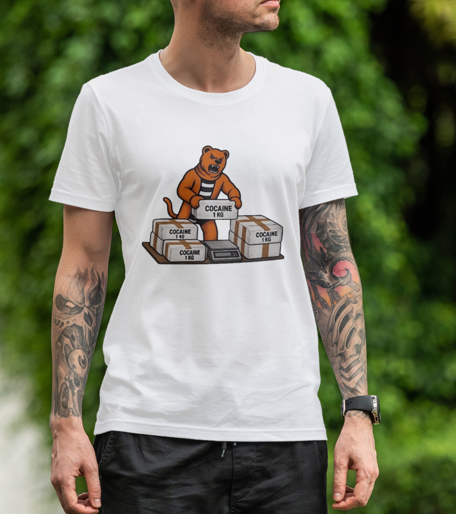 Angry Bear Holding Cocaine 1KG Bricks Meme T-Shirt
