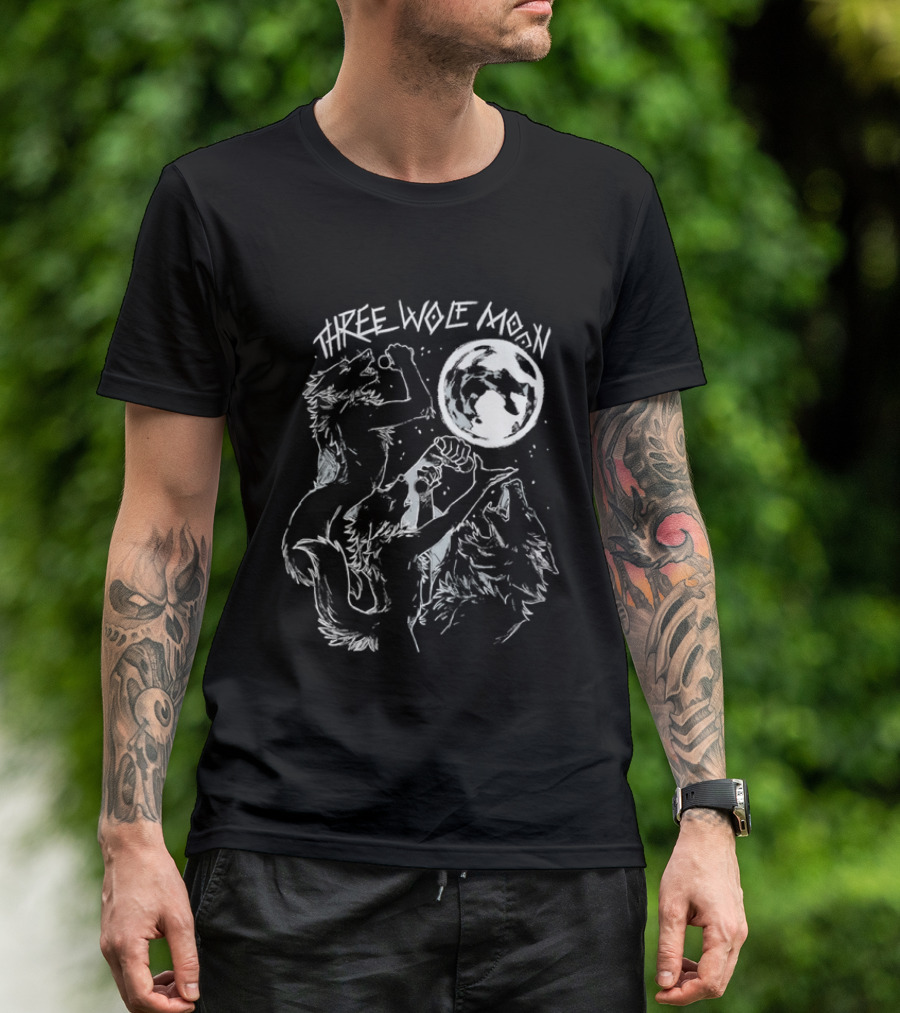 Three Wolf Moon Singing Wolves Howling Meme Moon Phases T-Shirt