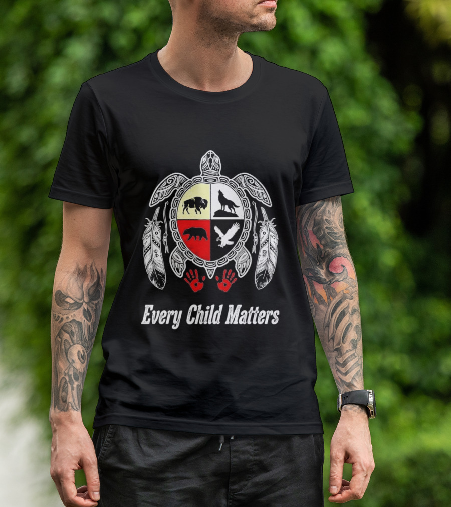 Every Child Matters Native American Turtle Medicine Wheel Feathers And Red Handprints T-Shirt