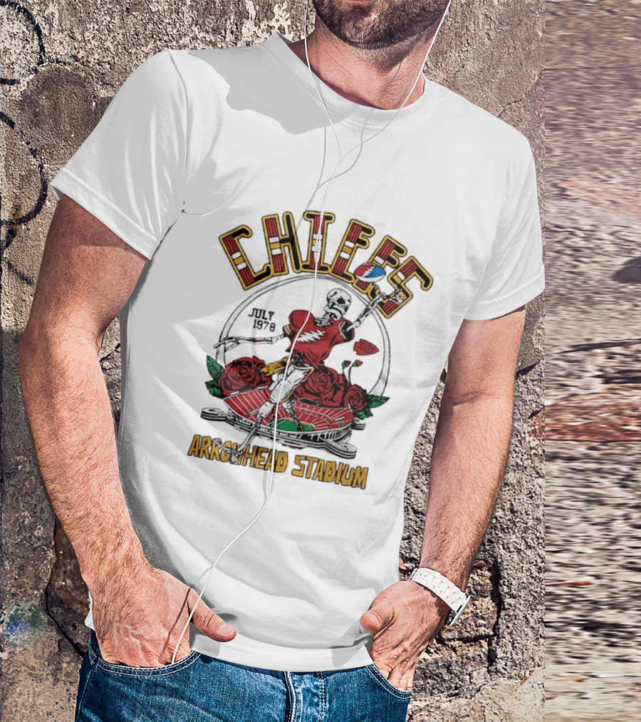 Kansas City Chiefs July 1 1978 Arrowhead Stadium Grateful Dead Skeleton Roses T-Shirt