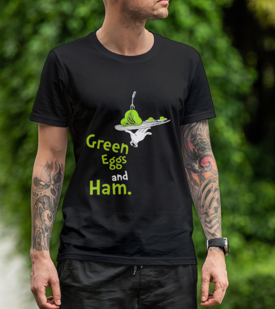 Dr Seuss Green Eggs And Ham Plate Illustration Classic Children's Book T-Shirt