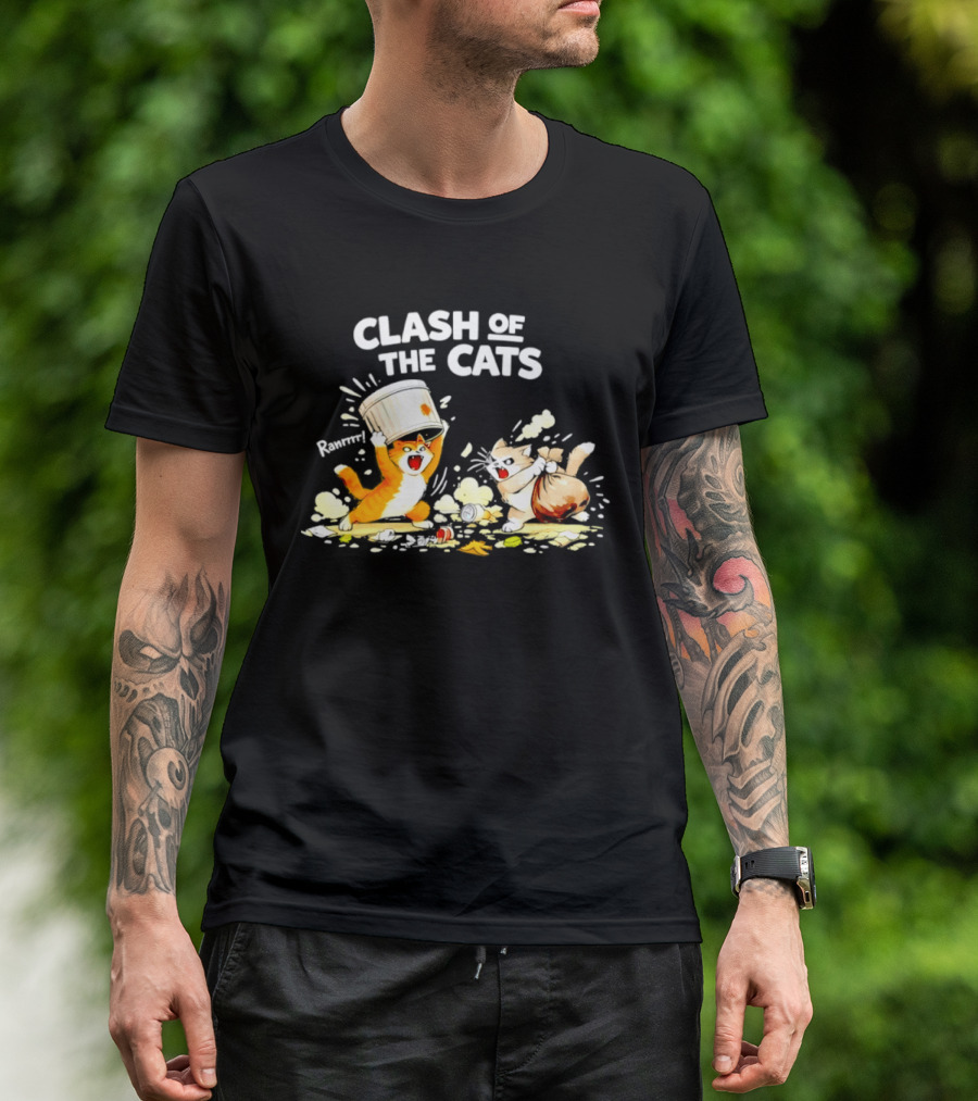 Clash Of The Cats Funny Fighting Kittens Playful Chaos T-Shirt