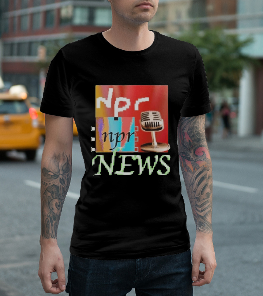 NPR News Public Radio Microphone Icon Podcast T-Shirt