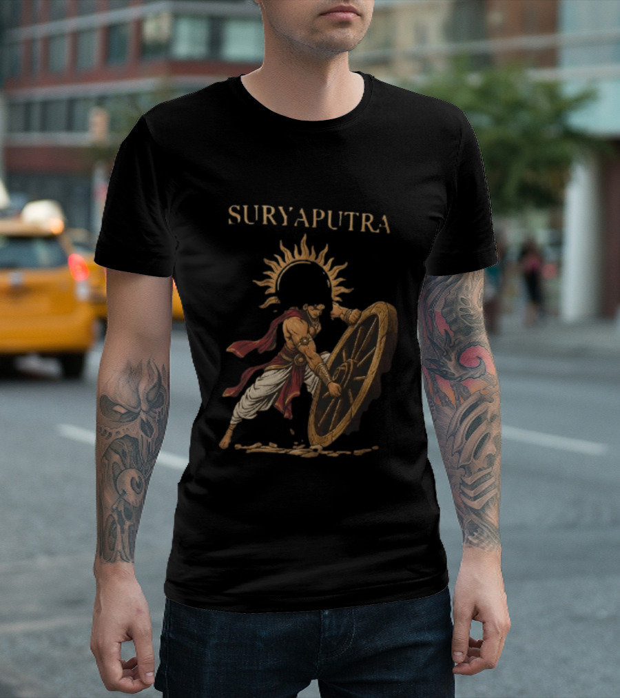 Karna Suryaputra Mahabharata Warrior Lifting Wooden Chariot Wheel With Sun Halo T-Shirt