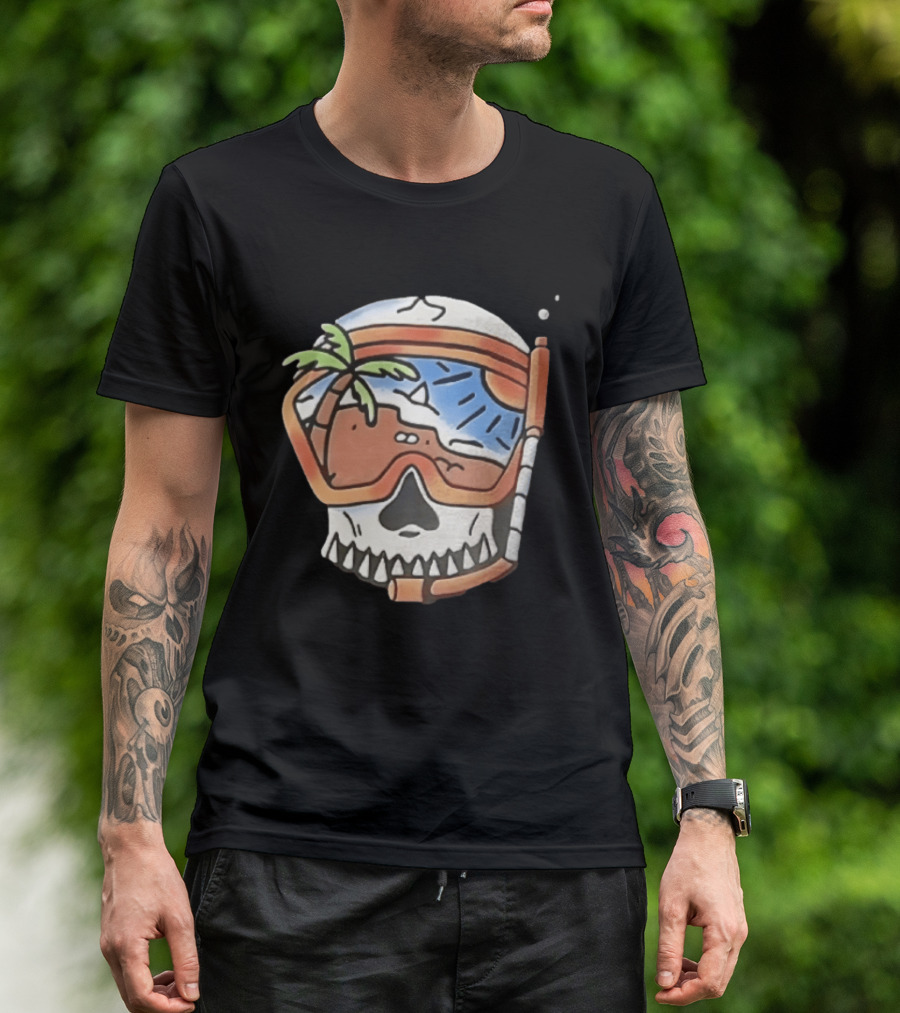 Tropical Island Snorkel Skull Beach Ocean Vacation Summer Fun T-Shirt