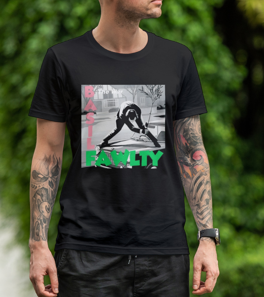 Basil Fawlty The War John Cleese British Comedy Iconic Scene T-Shirt