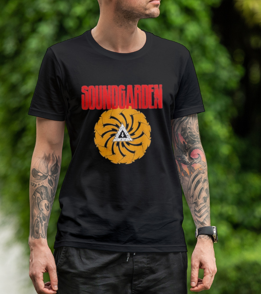 Soundgarden Badmotorfinger Album Grunge Rock Band T-Shirt
