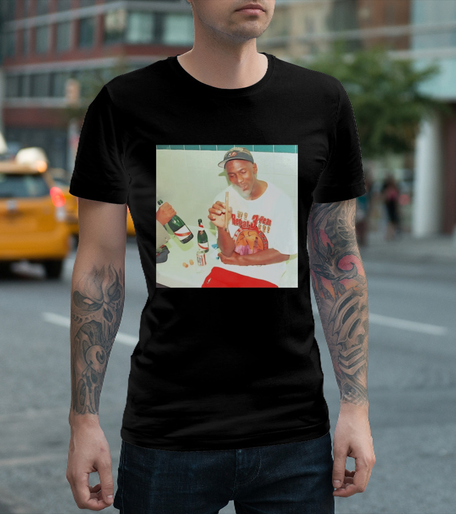 Michael Jordan Repeat 3 Peat Celebration Chicago Bulls Basketball T-Shirt