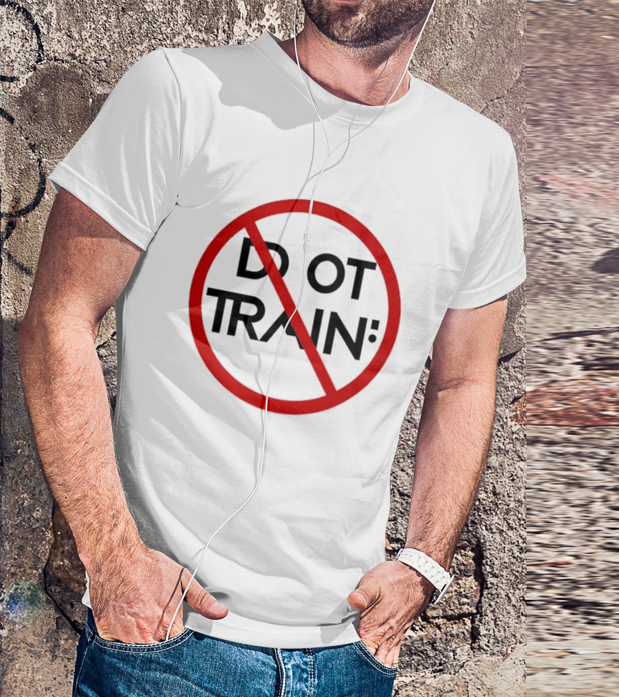 Do Not Train AI Artificial Intelligence Warning T-Shirt