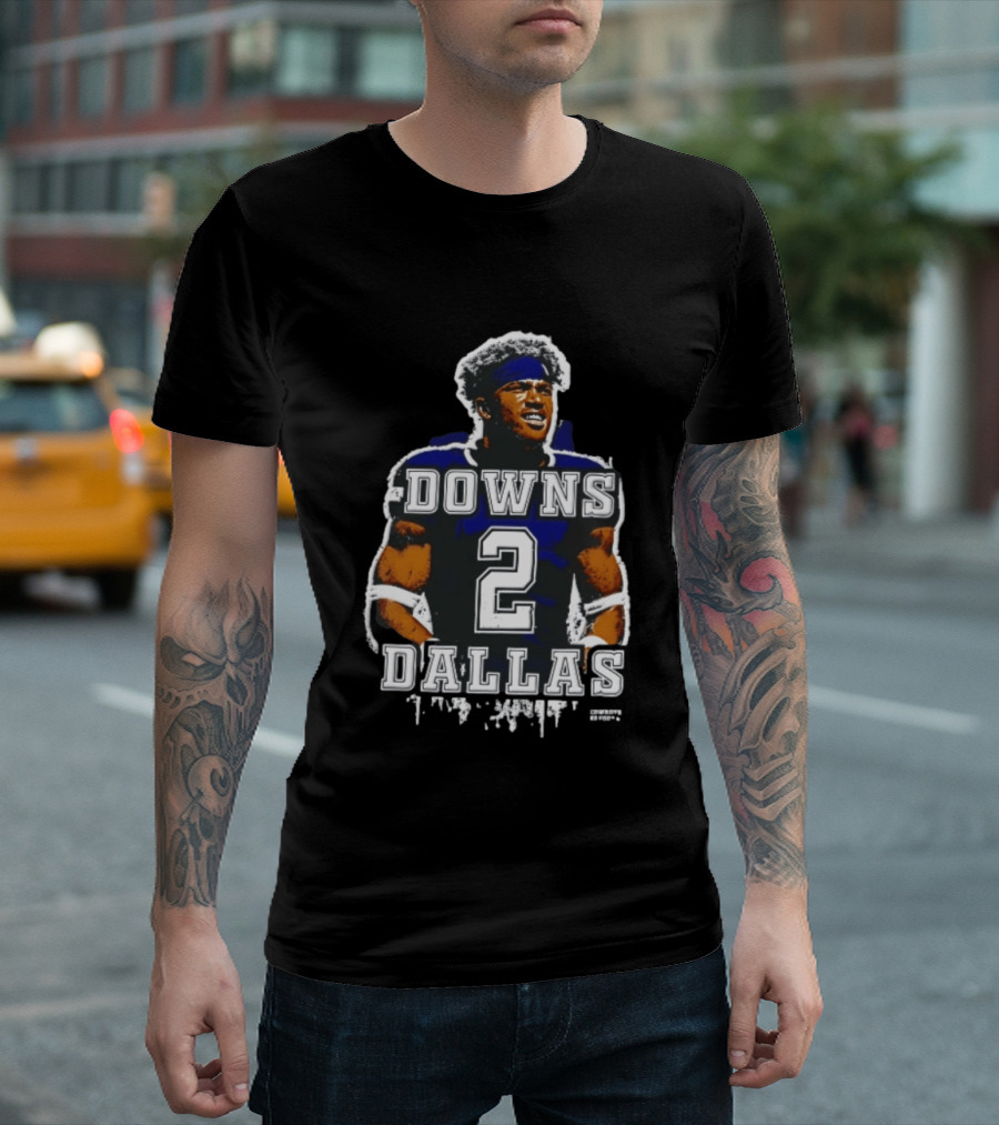 Downs To Dallas 2 Football Player Paint Splatter T-Shirt