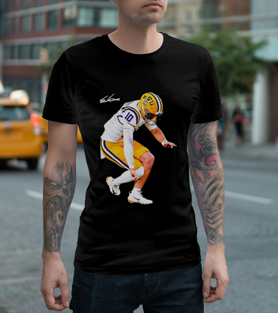 Joe Burrow LSU Tigers Number 10 Football Player Signature T-Shirt