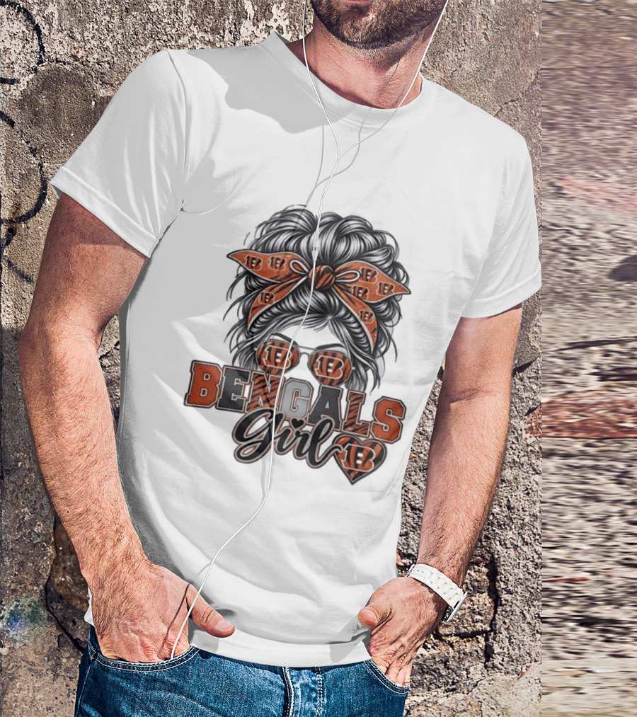 Bengals Girl Messy Bun Fan With Glasses And Bow T-Shirt