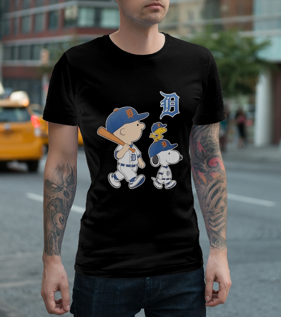 Charlie Brown Snoopy Woodstock Detroit Tigers Baseball Peanuts T-Shirt