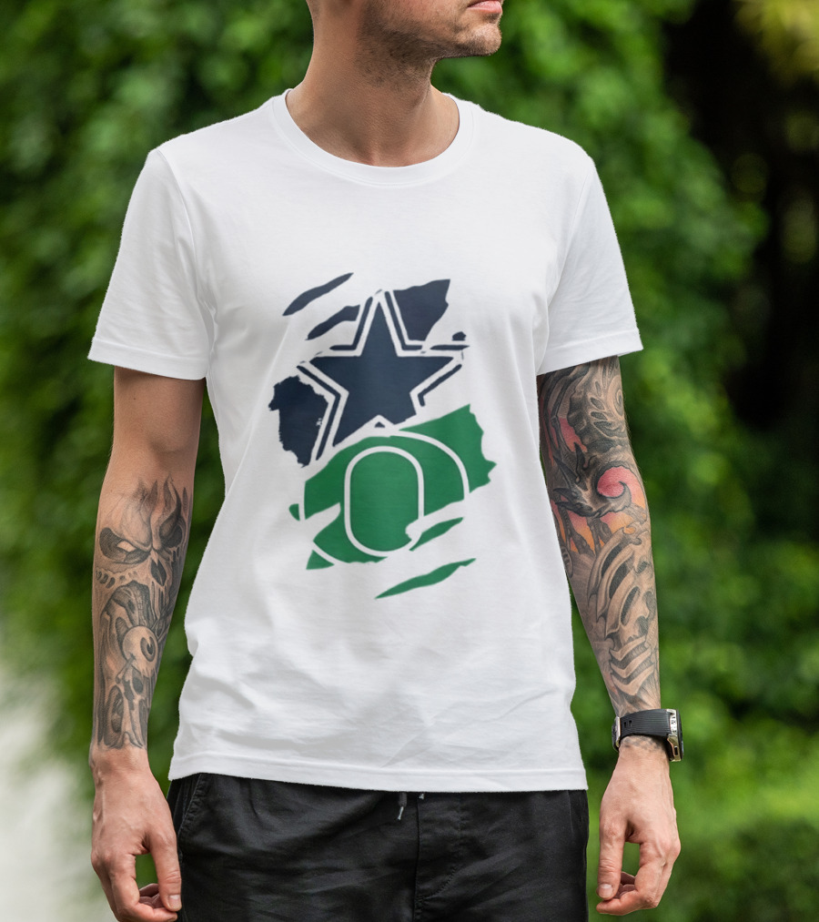 Dallas Cowboys Star And Oregon Ducks O Ripped Team Logos T-Shirt