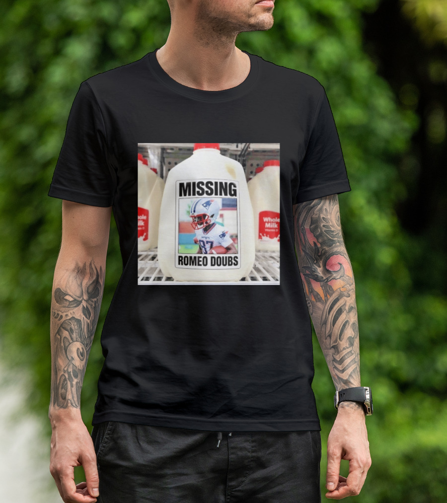 Missing Romeo Doubs Football Milk Carton With Patriots Helmet Image T-Shirt