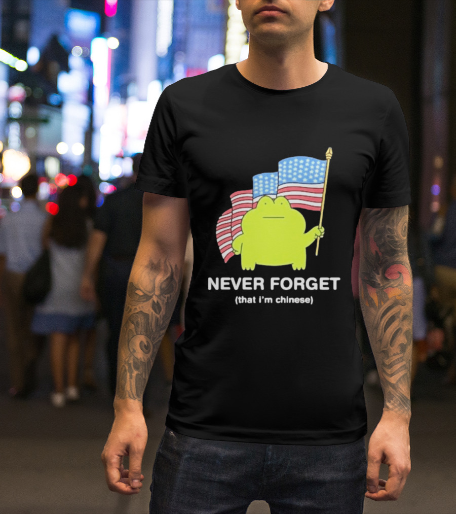 Frog Holding American Flags Never Forget That I'm Chinese T-Shirt