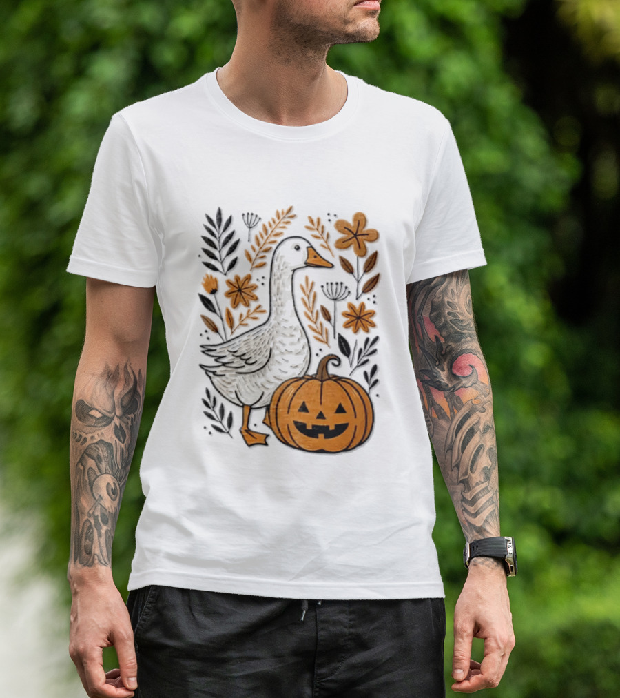Goose With Jack O' Lantern Pumpkin Autumn Leaves And Flowers T-Shirt