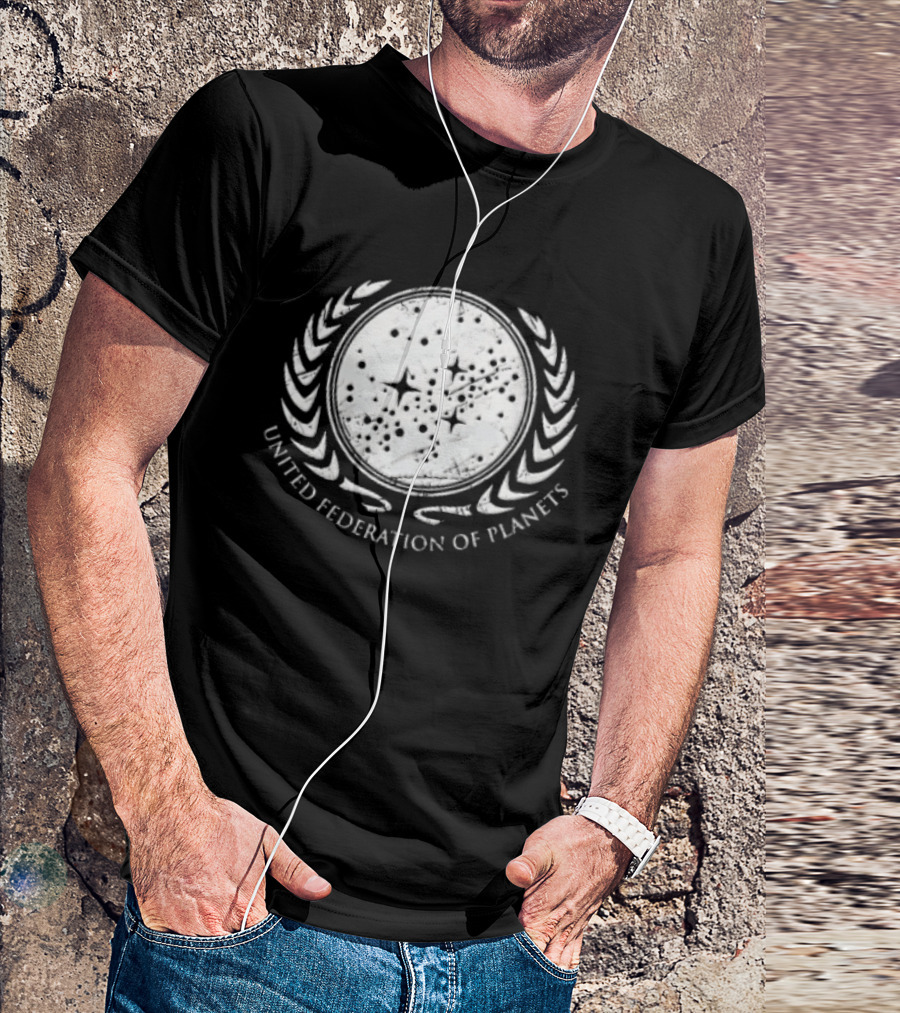 United Federation Of Planets Distressed Star Field Laurel Wreath T-Shirt