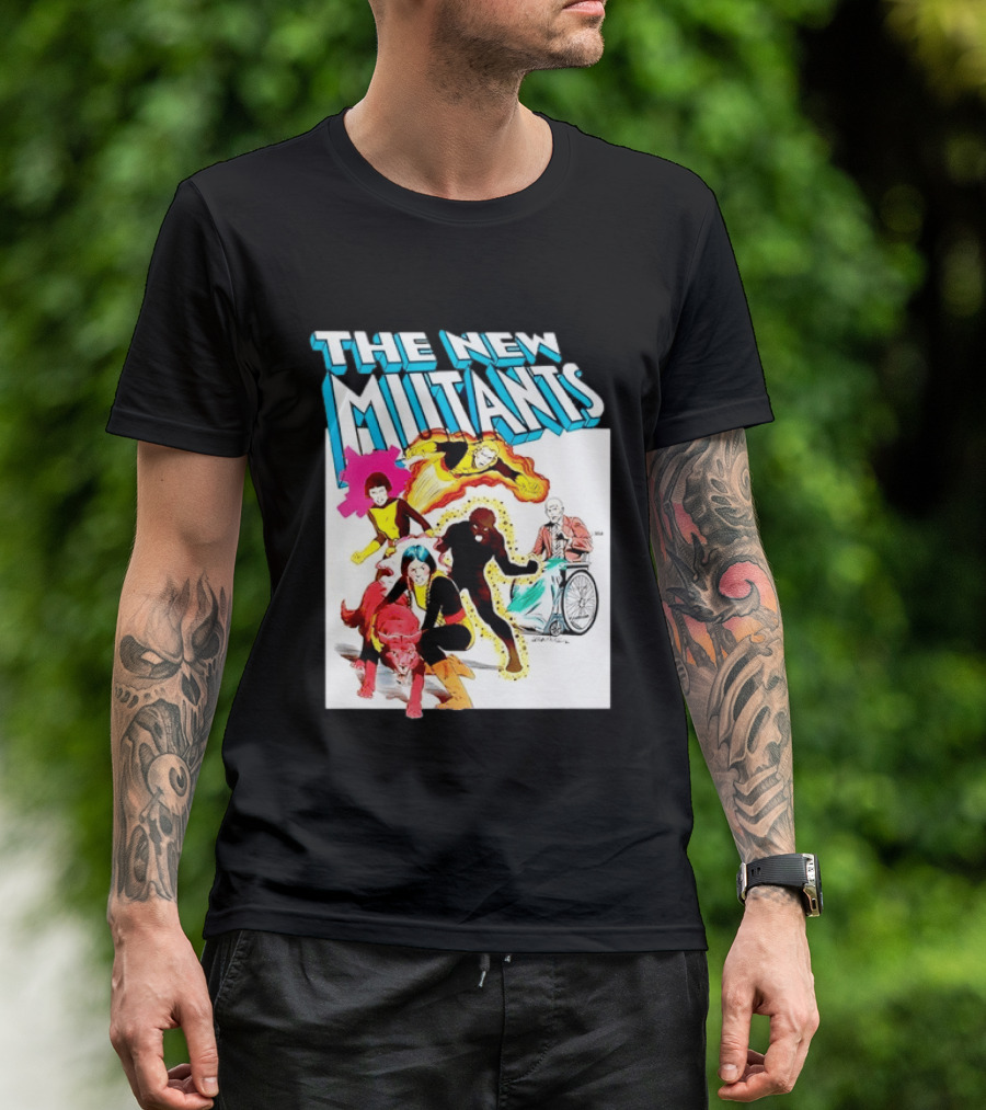 The New Mutants Marvel Comic Book Cover Featuring Iconic Characters T-Shirt