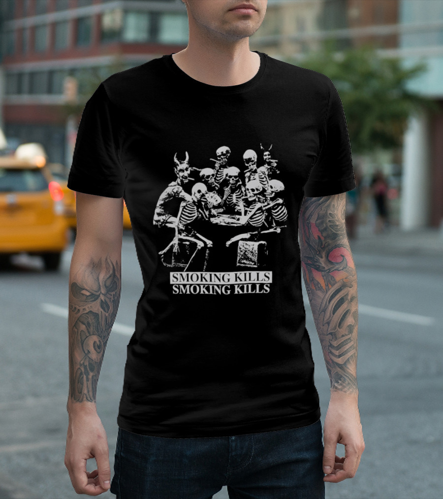 Skeleton Poker Game Smoking Kills Gothic T-Shirt