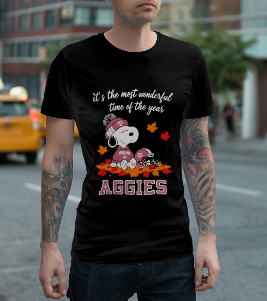 Snoopy It's The Most Wonderful Time Of The Year Texas A&M Aggies Autumn Leaves T-Shirt