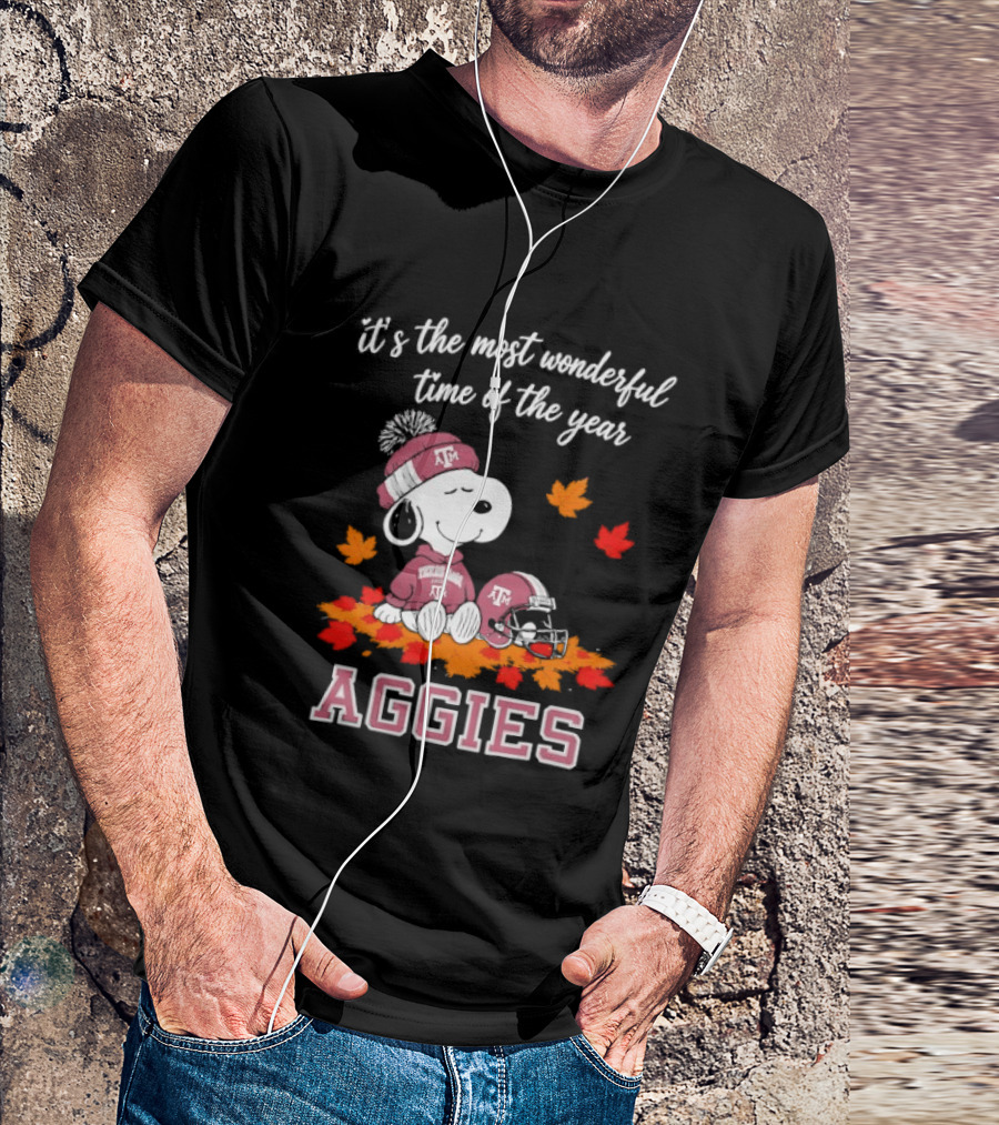 Snoopy It's The Most Wonderful Time Of The Year Texas A&M Aggies Autumn Leaves T-Shirt