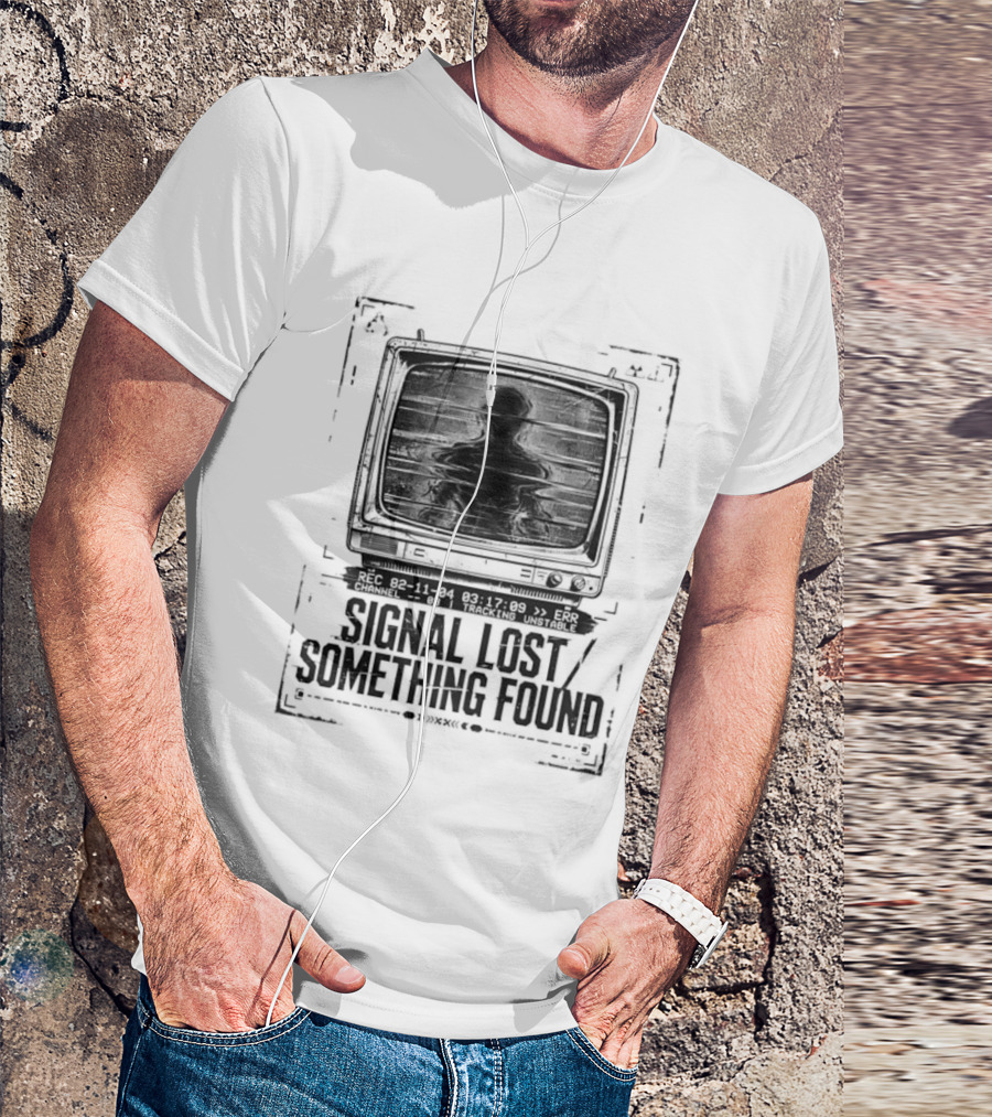 Signal Lost Something Found Vintage Television Glitch Effect T-Shirt