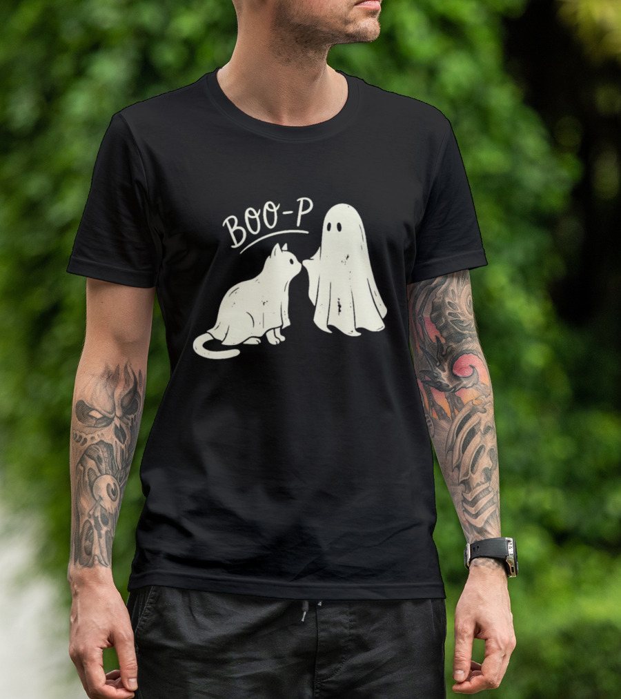 Boo P Humor Halloween Cat Ghost Playful Spirit And Feline Paw Interaction T-Shirt