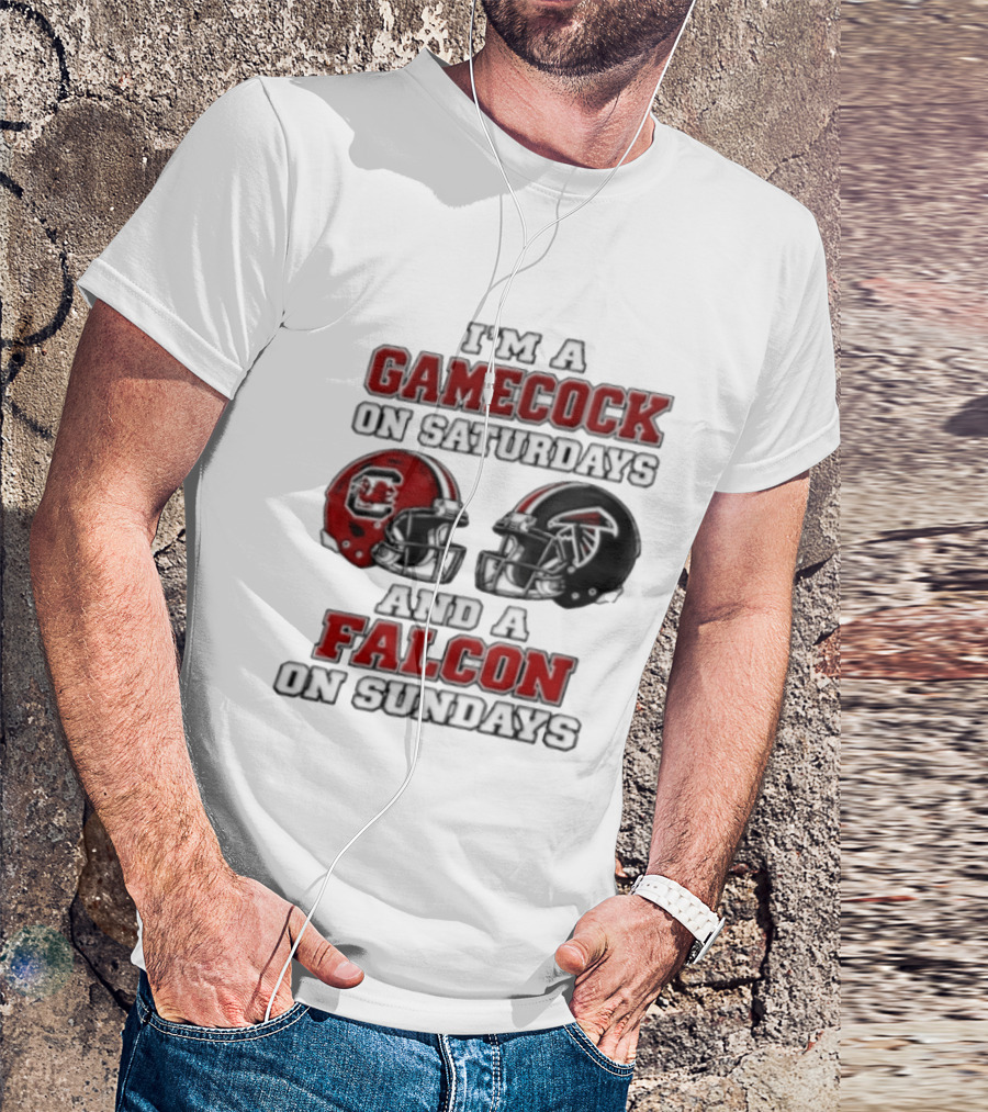 I'm A Gamecock On Saturdays And A Falcon On Sundays Helmet Football Fan شعار T-Shirt