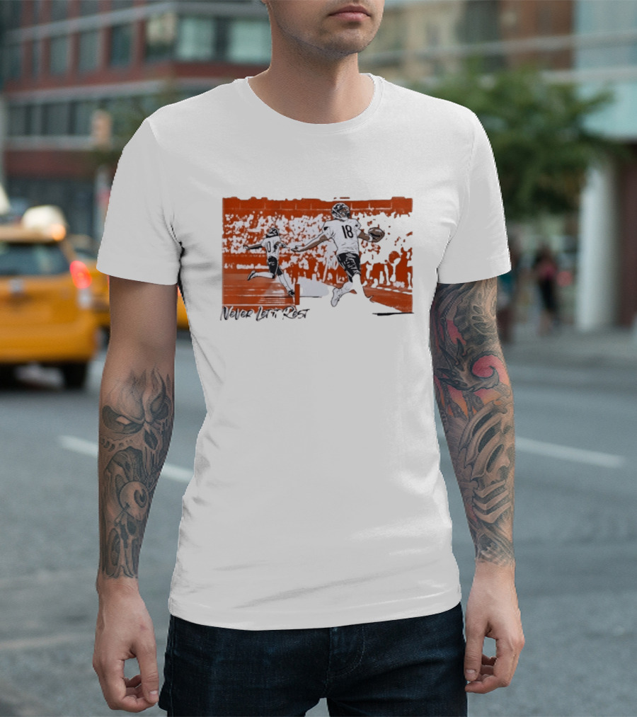 Never Let It Rest Chicago Bears Number 18 And 10 Football Scene T-Shirt