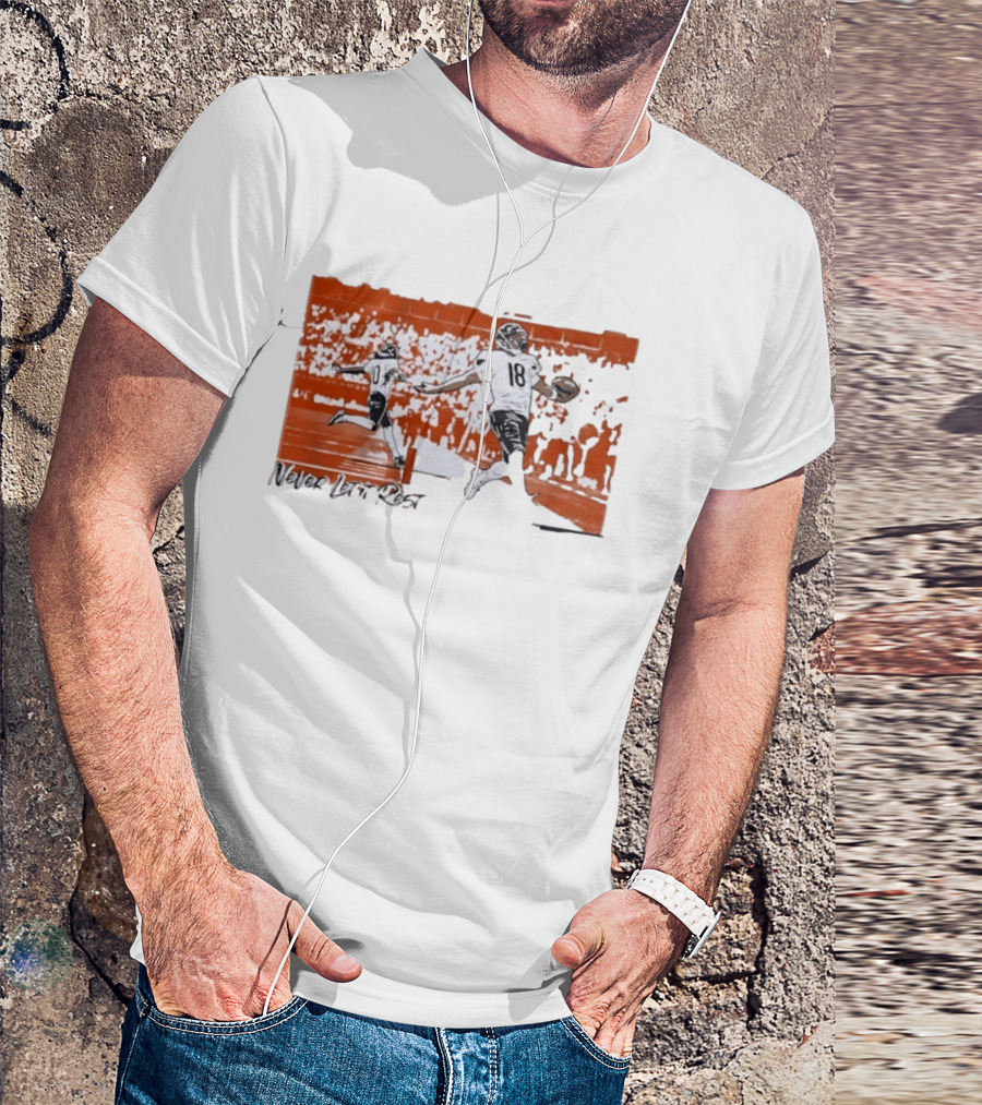 Never Let It Rest Chicago Bears Number 18 And 10 Football Scene T-Shirt