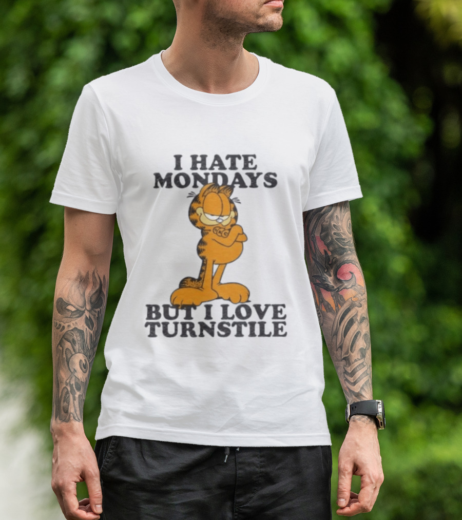I Hate Mondays Lasagna Cat Love Turnstile T-Shirt