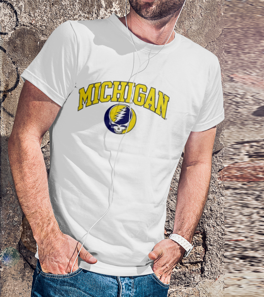 Michigan Wolverines Grateful Dead 2026 Collaboration Lightning Skull T-Shirt